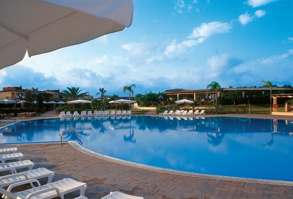 Amarestyle Igv Club Santagiusta Hotel Costa Rei Bagian luar foto