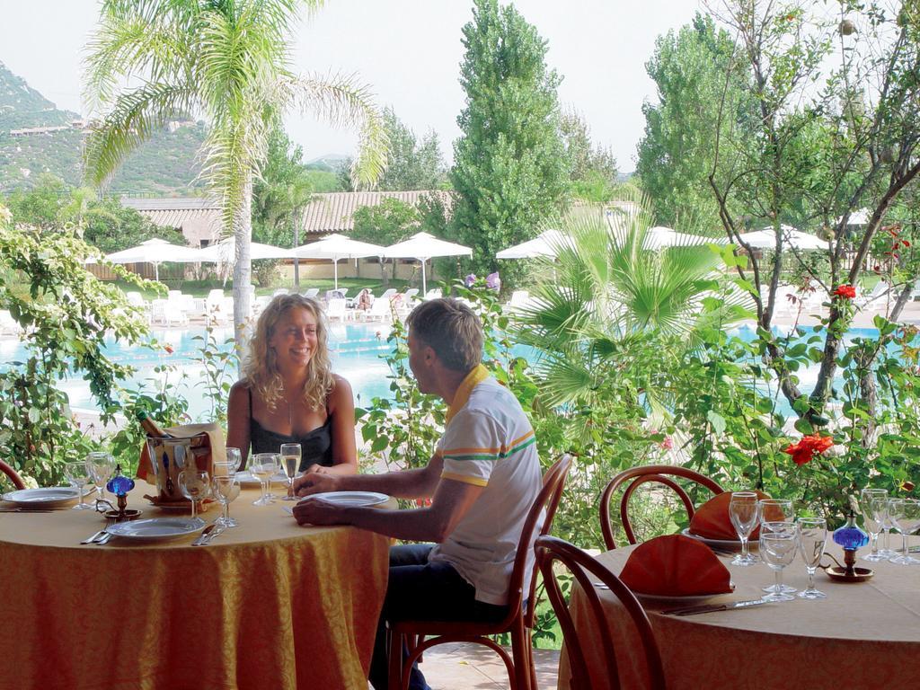 Amarestyle Igv Club Santagiusta Hotel Costa Rei Bagian luar foto